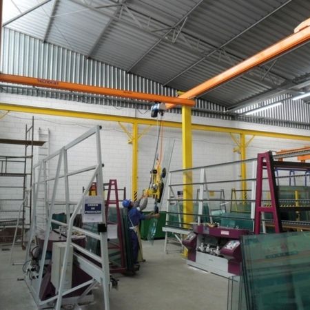 Loading/Unloading cranes