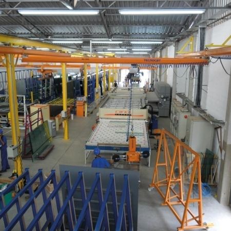 Loading/Unloading cranes
